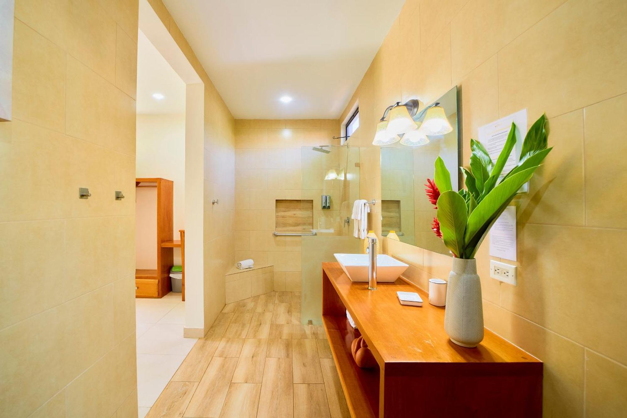 Olinca Boutique Hotel Puerto Viejo de Talamanca Buitenkant foto